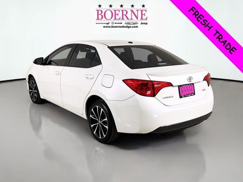 Used 2019 Toyota Corolla XSE image 5