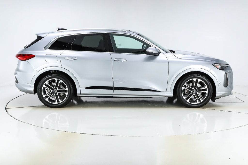 Used 2025 Audi Q5 Prestige AWD/4WD image 23