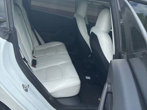 Used 2022 Tesla Model 3 Long Range image 12