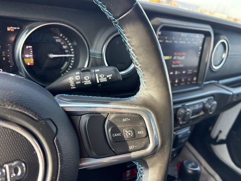 Used 2021 Jeep Wrangler Unlimited Rubicon 4xe w/ Cold Weather Group image 26