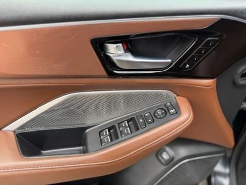 Used 2022 Acura MDX SH-AWD w/ Technology Package image 17