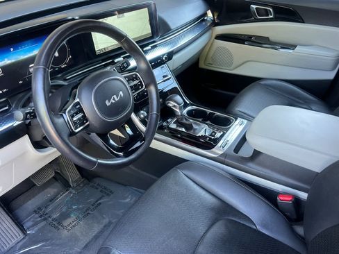 Used 2024 Kia Carnival SX Prestige FWD image 11