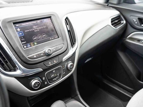 Used 2024 Chevrolet Equinox LS w/ Driver Confidence II Package FWD image 18