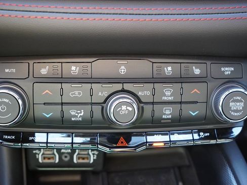 Used 2026 Dodge Durango GT w/ Tow 'N Go Package AWD/4WD image 33