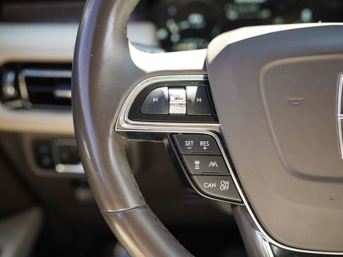 Used 2023 Lincoln Nautilus Reserve w/ Equipment Group 201A image 29