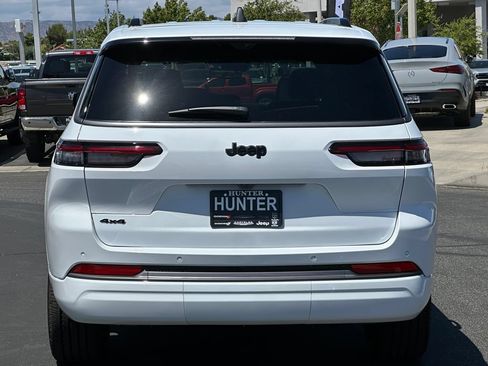 New 2026 Jeep Grand Cherokee L Limited AWD/4WD image 6