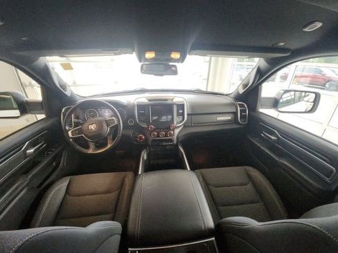 Used 2019 RAM 1500 Big Horn AWD/4WD image 11