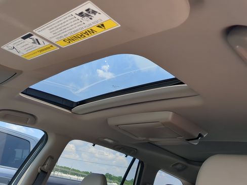 Used 2020 Honda Pilot Elite image 18