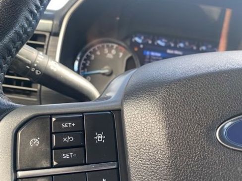 Used 2022 Ford F150 XLT w/ Equipment Group 302A High image 21