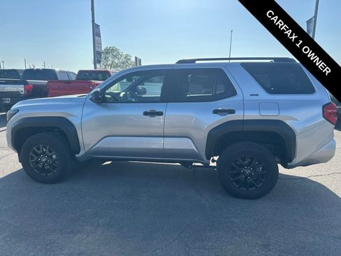 Used 2026 Toyota 4Runner SR5 AWD/4WD image 10