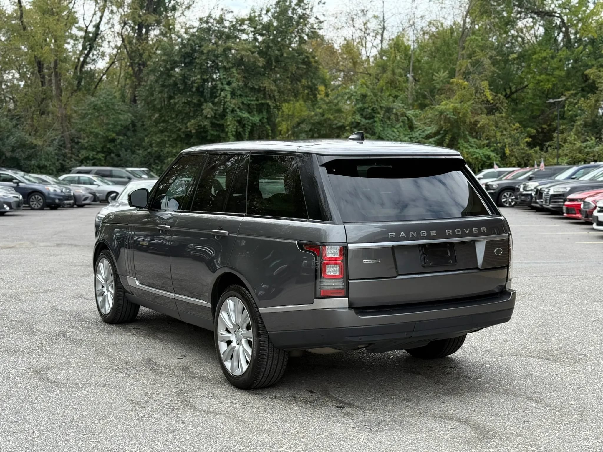 Used 2017 Land Rover Range Rover Supercharged AWD/4WD image 8