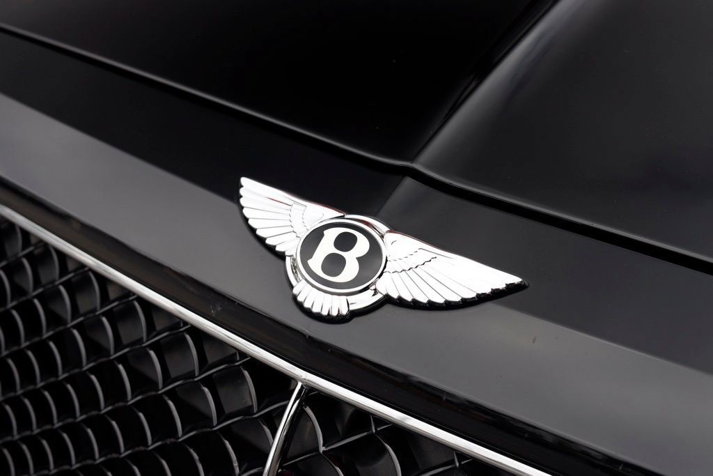 Used 2019 Bentley Bentayga AWD/4WD image 4