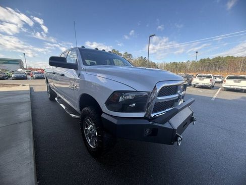Used 2014 RAM 2500 Tradesman w/ Chrome Appearance Group image 8
