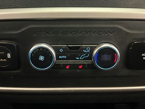 Used 2023 Ford Expedition Max Limited AWD/4WD image 41