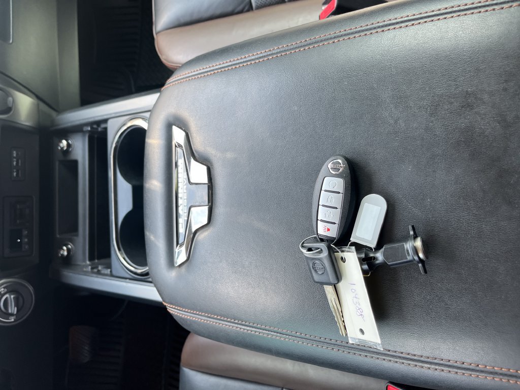 Used 2019 Nissan Titan Platinum Reserve AWD/4WD image 28