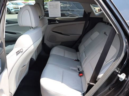 Used 2018 Hyundai Tucson SEL FWD image 12