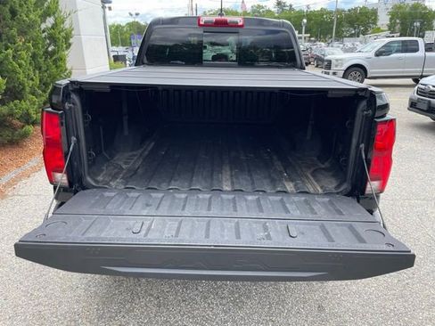 Used 2024 Chevrolet Colorado LT w/ LT Convenience Package III AWD/4WD image 33