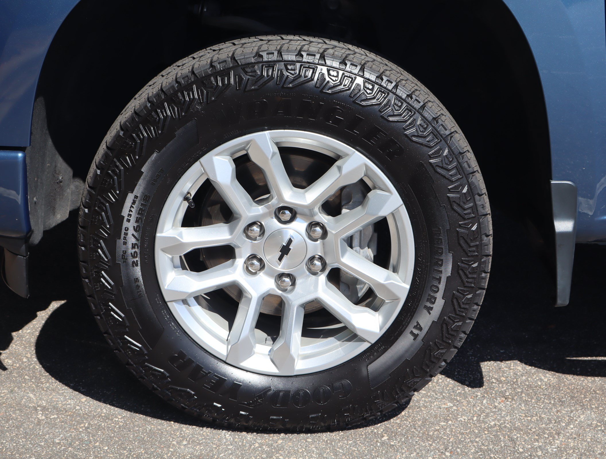 Used 2024 Chevrolet Silverado 1500 RST w/ Convenience Package II AWD/4WD image 41