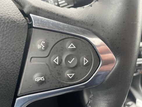 Used 2019 Chevrolet Traverse Premier image 16