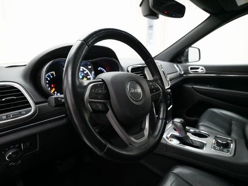 Used 2020 Jeep Grand Cherokee Limited image 8