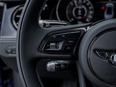 New 2025 Bentley Flying Spur Plug-In Hybrid AWD/4WD image 26