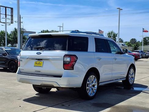 Used 2019 Ford Expedition Platinum AWD/4WD image 2