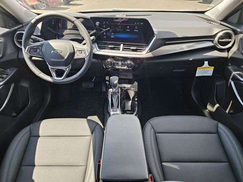 New 2026 Chevrolet Trax ACTIV FWD image 9