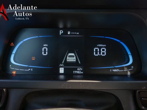 Used 2025 Hyundai Elantra Sport image 9