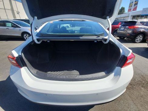 Used 2017 Chevrolet Malibu LT w/ Driver Confidence Package FWD image 24