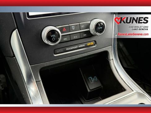 Used 2022 Ford Edge Titanium AWD/4WD image 31