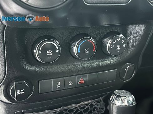 Used 2017 Jeep Wrangler Unlimited Sport w/ Connectivity Group image 22