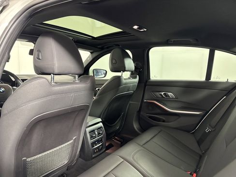 Used 2020 BMW 330i xDrive 330i xDrive w/ Convenience Package image 21