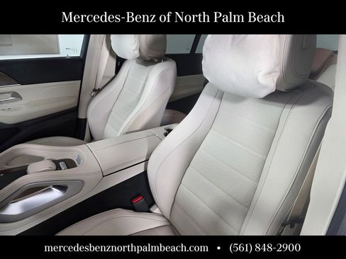 New 2026 Mercedes-Benz GLS 450 4MATIC image 9