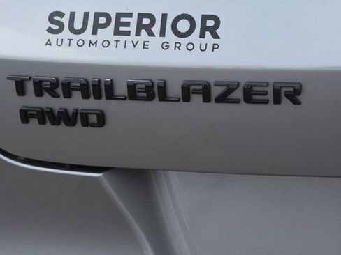 Used 2023 Chevrolet TrailBlazer RS w/ Convenience Package AWD/4WD image 7
