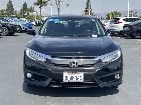 Certified 2018 Honda Civic Touring image 4