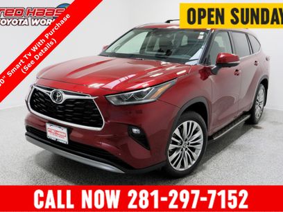 Used 2024 Toyota Highlander Platinum