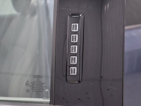 Certified 2018 Ford F150 XLT w/ Equipment Group 302A Luxury image 33