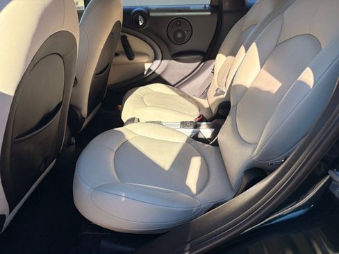 Used 2011 MINI Cooper Countryman S image 15