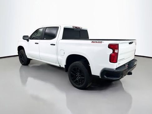 Used 2025 Chevrolet Silverado 1500 LT Trail Boss w/ Convenience Package II AWD/4WD image 6