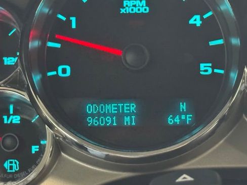 Used 2014 GMC Sierra 2500 SLE w/ HD SLE Premium Package image 9