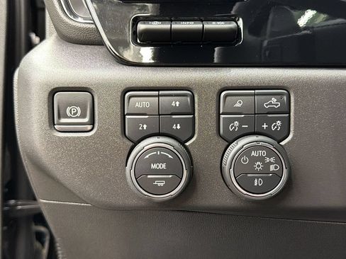 Used 2026 Chevrolet Silverado 1500 ZR2 AWD/4WD image 31