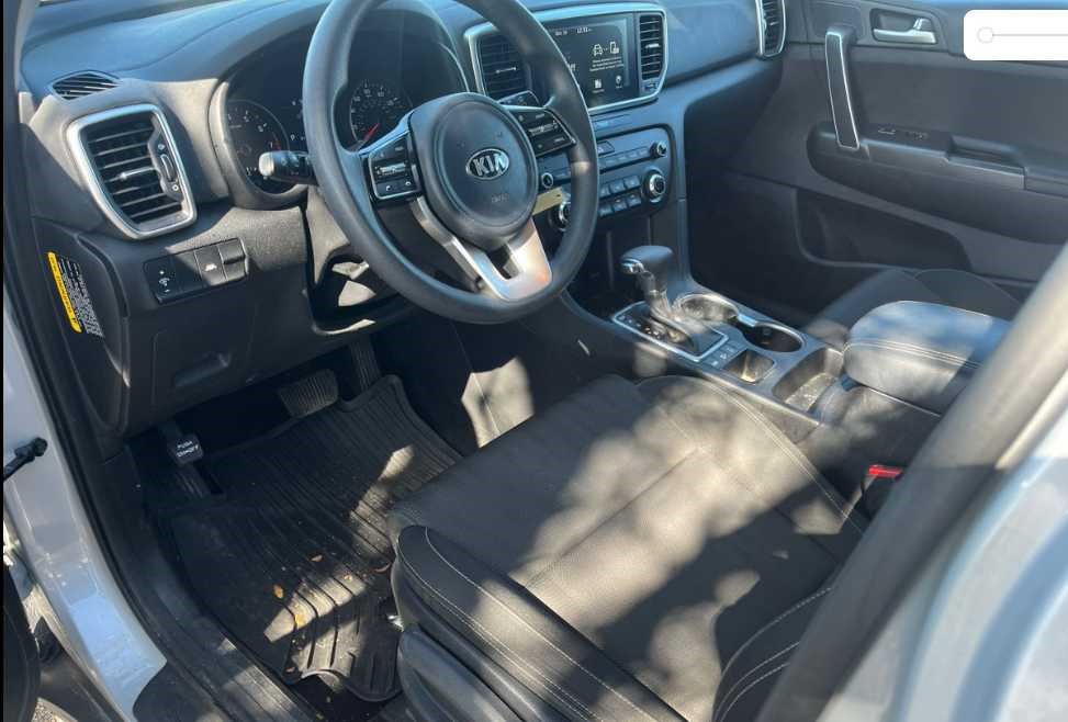 Used 2020 Kia Sportage LX AWD/4WD image 9