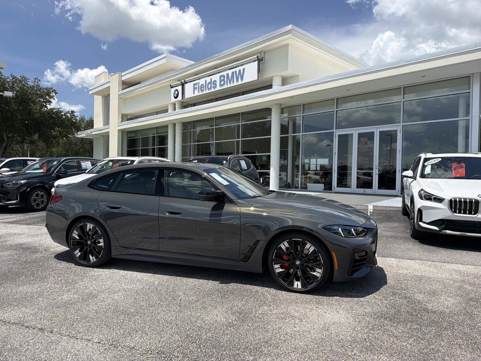 New 2026 BMW M440i w/ Premium Package RWD image 1