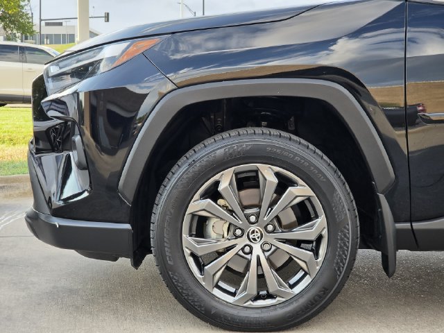 Certified 2024 Toyota RAV4 XLE Premium AWD/4WD image 7