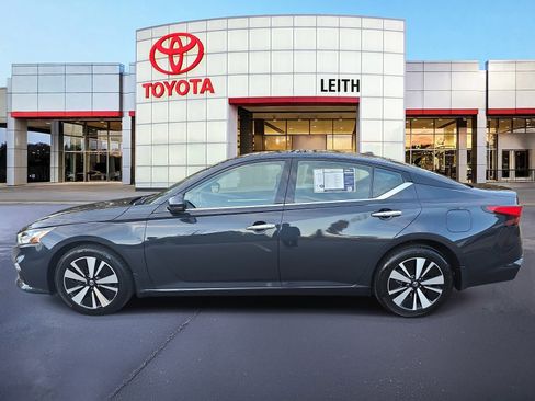 Used 2019 Nissan Altima 2.5 SV image 8