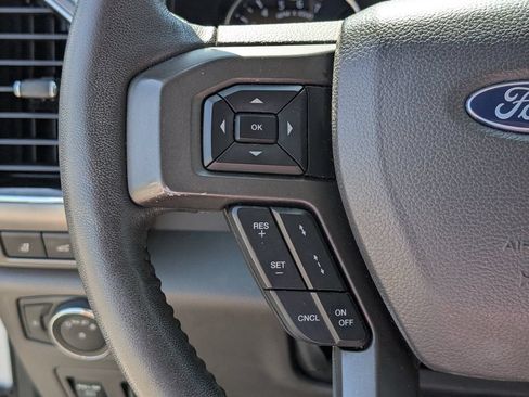 Used 2018 Ford Expedition XLT w/ Equipment Group 202A RWD image 24