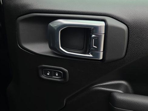 New 2026 Jeep Gladiator Rubicon image 34