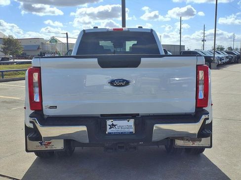 Used 2024 Ford F350 XLT image 28
