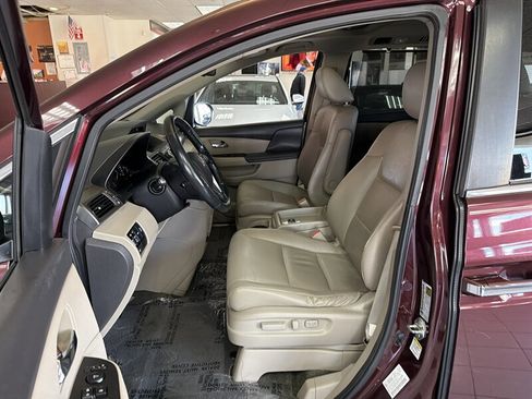 Used 2014 Honda Odyssey EX-L image 9
