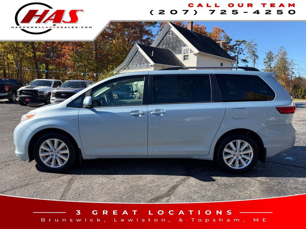 Used 2017 Toyota Sienna LE AWD/4WD image 3